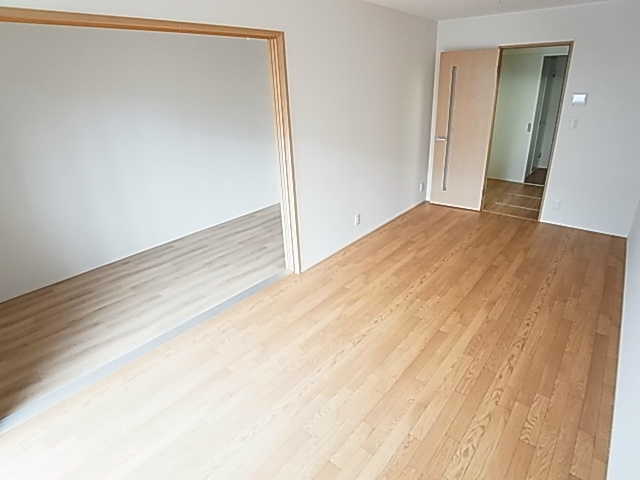 居室・リビング　別部屋