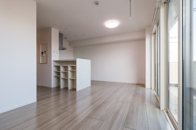 居室・リビング　図面と現状に相違がある場合には現状を優先