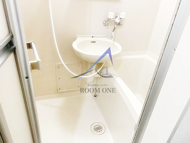 バス・シャワールーム　お風呂です。