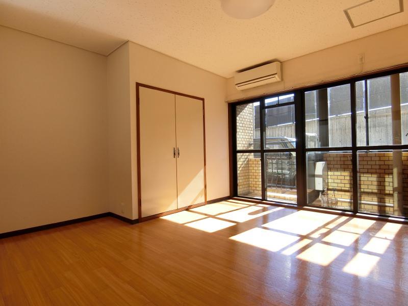 居室・リビング　洋室