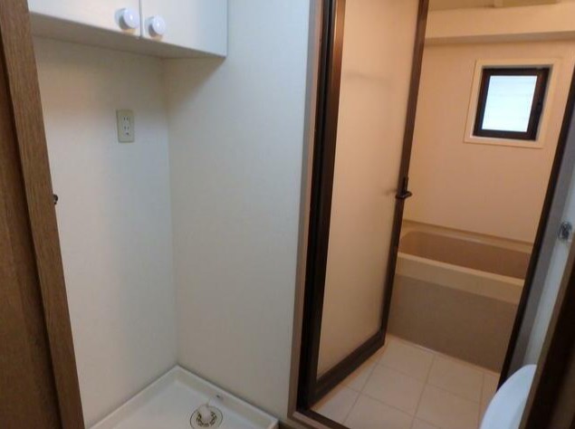 その他設備　室内洗濯機置場