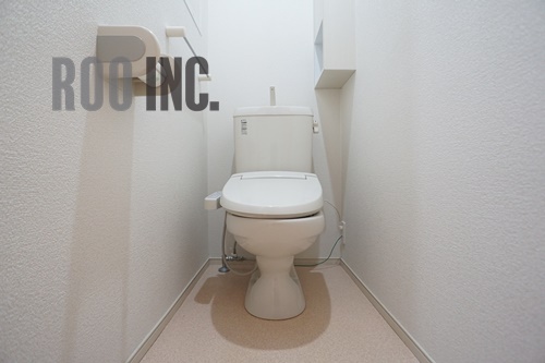 トイレ　写真は反転のお部屋です
