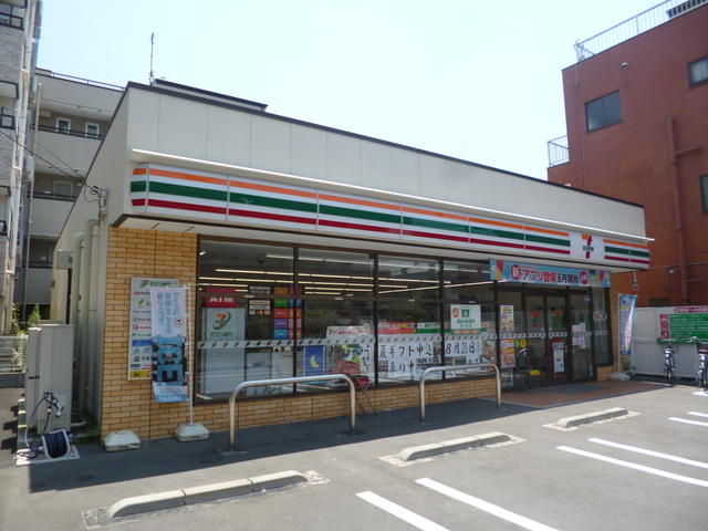 コンビニ　セブンイレブン大田区蒲田1丁目北店（コンビニ）まで225m