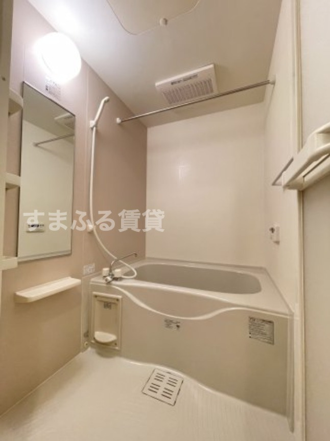 バス・シャワールーム　同仕様　同施工会社　風呂