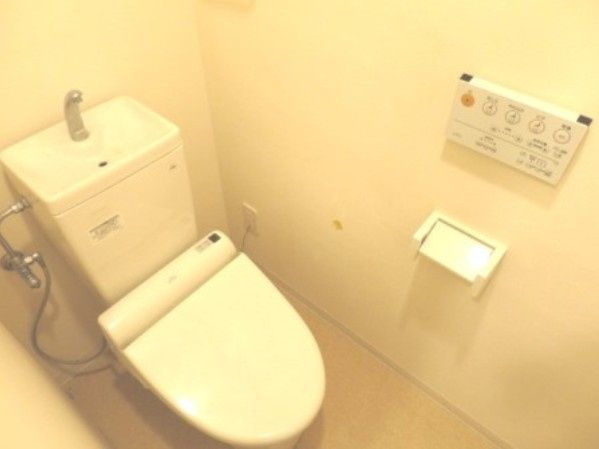 洗面設備　☆清潔感のあるトイレ☆