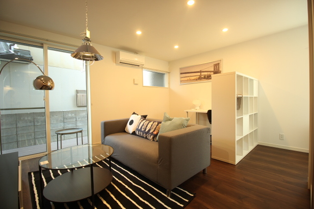 居室・リビング　※家具は設置時のイメージです。