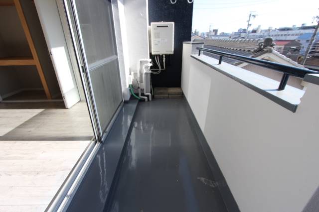 バルコニー　（３０３号室の写真）