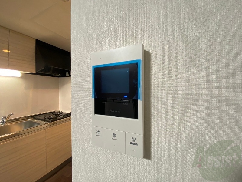 セキュリティ　ＴＶモニター付インターホンです。来客者の顔が見えるので安心！