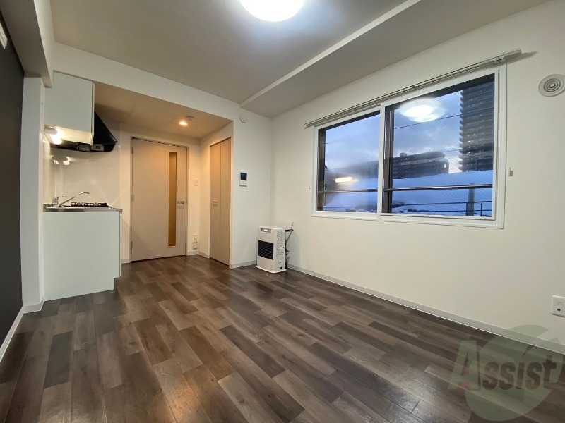 居室・リビング　広くてきれいなリビングです！快適に過ごせそうですね。