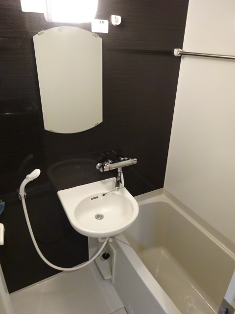 バス・シャワールーム　★浴室乾燥機付き★