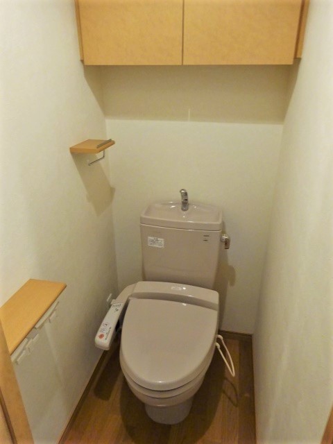 トイレ　★温水洗浄便座★