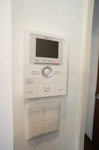 セキュリティ　ＴＶモニタ付インターホン完備で突然の来訪者が来ても安心◎