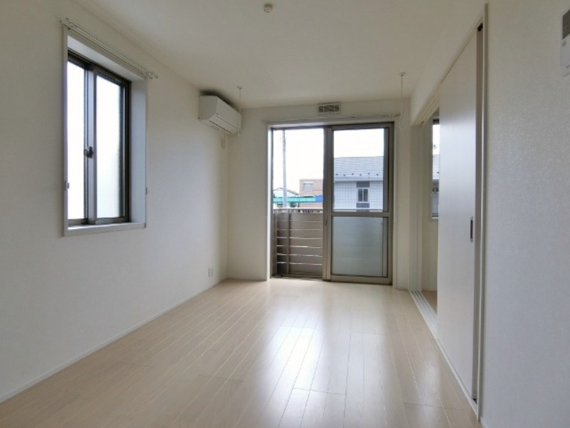 居室・リビング　図面と現状に相違がある場合には現状を優先