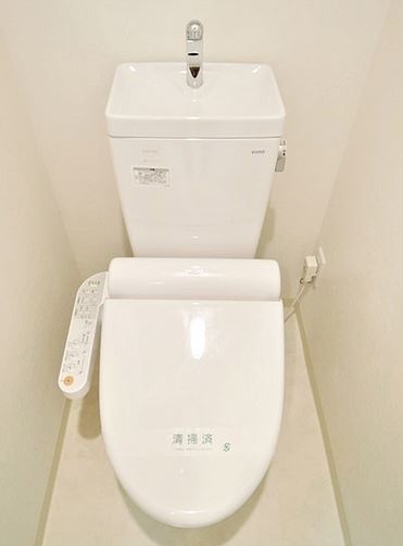 トイレ　★温水洗浄便座★