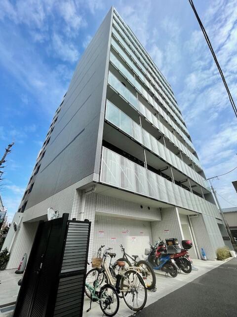 建物外観　RC造のスタイリッシュな外観が街並みに映える?