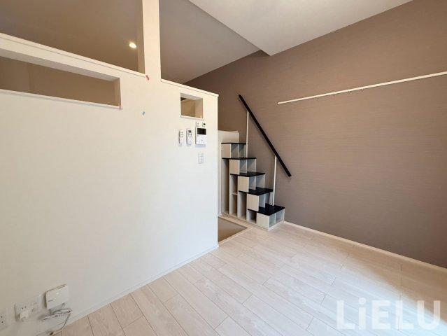 居室・リビング　同シリーズ物件のモデルルームになります※現況優先