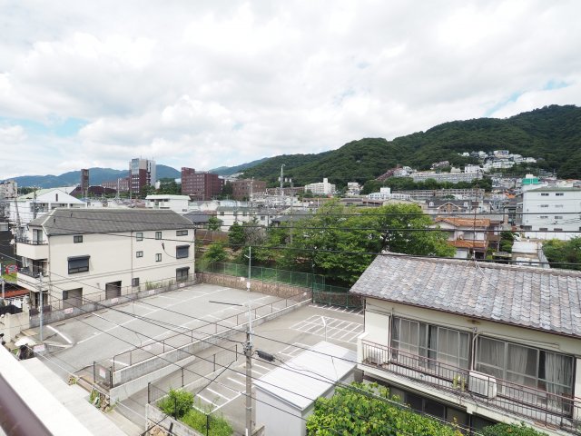 眺望　いい景色ですね。日当たりもよさそうですね。