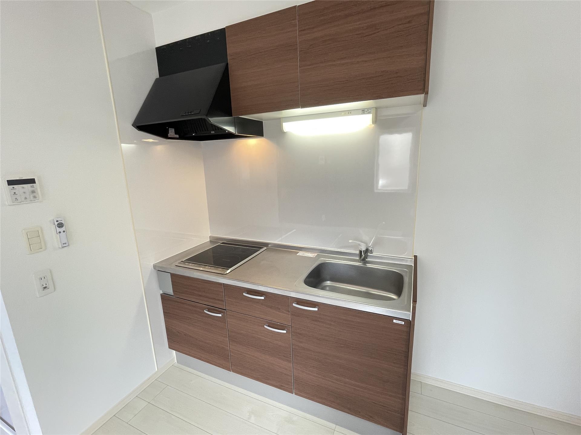 キッチン　IH付きのシステムキッチンです♪