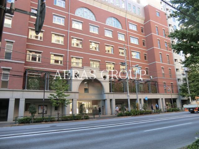 中学校　文京区立第六中学校（中学校）まで781m