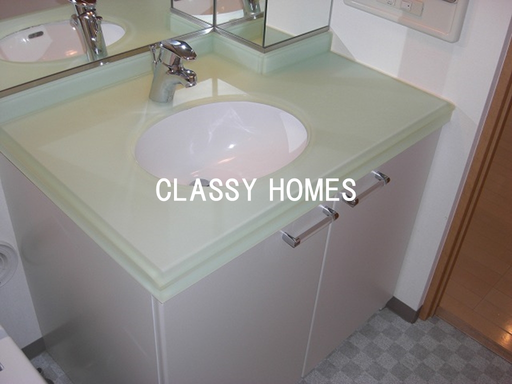 洗面設備　2004年竣工 コンフォリア愛宕：洗面台