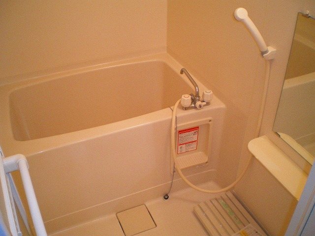 バス・シャワールーム　バスルーム