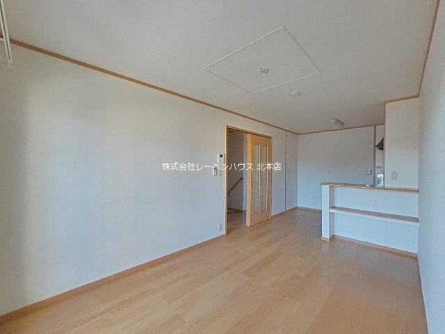 その他　同物件別部屋反転参考写真