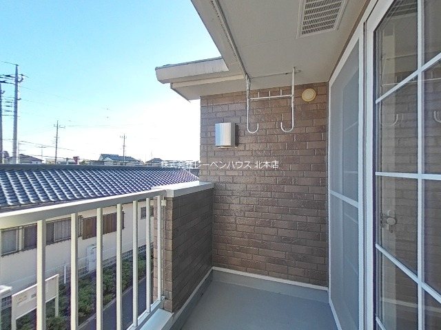 バルコニー　同物件別部屋反転参考写真