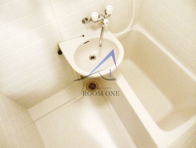 バス・シャワールーム　お風呂です。