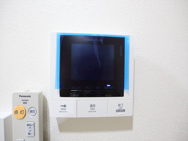セキュリティ　TVモニター付きインターホン