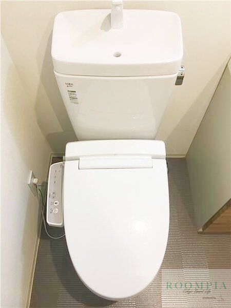 トイレ　トイレ