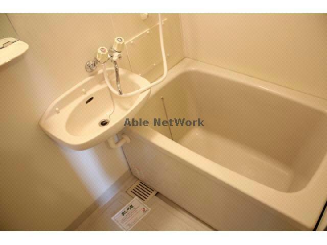 バス・シャワールーム　同型商品