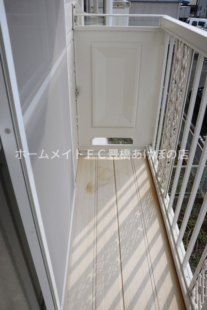バルコニー　同型別部屋写真