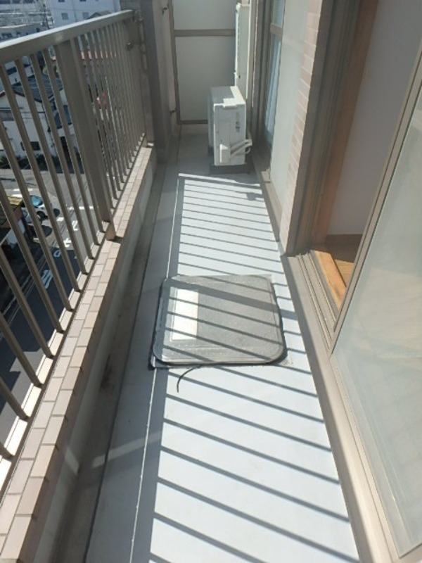 バルコニー　図面と現状に相違がある場合には現状を優先