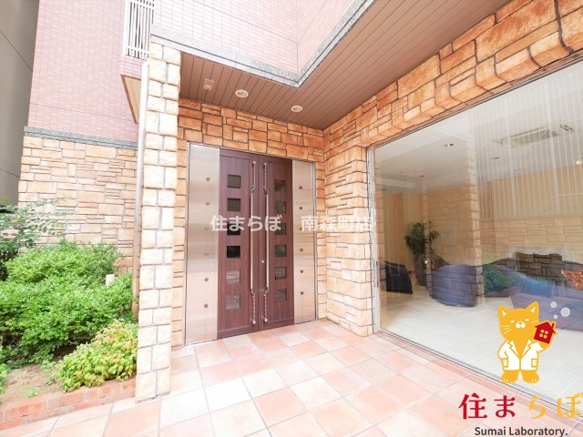 エントランス　共用部の印象も大切に