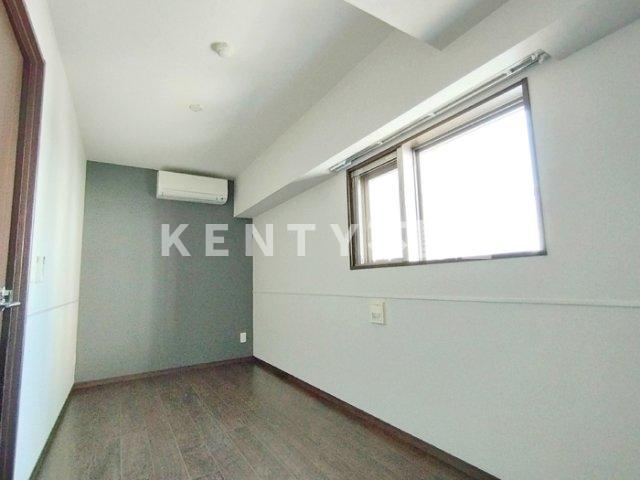 その他部屋・スペース　落ち着いて過ごせるお部屋なので、寝室にいかがでしょうか