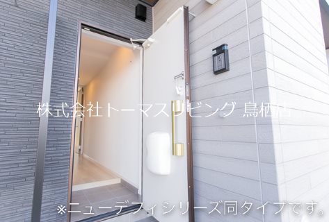 玄関　※同タイプイメージ画像