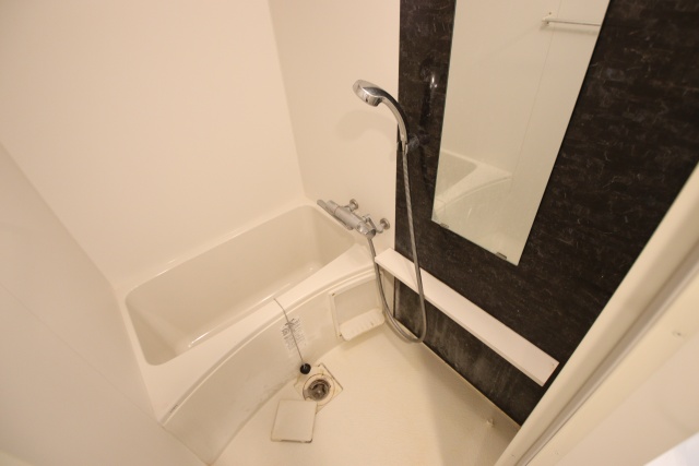 バス・シャワールーム　※別室の参考写真の為、現況優先です。