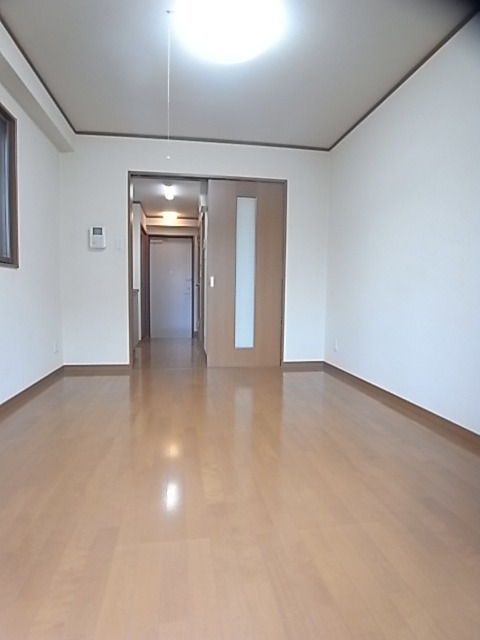 居室・リビング　採光良好のリビングです