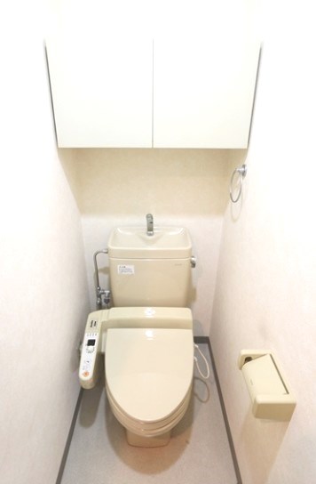 トイレ　写真は同タイプ住居です。