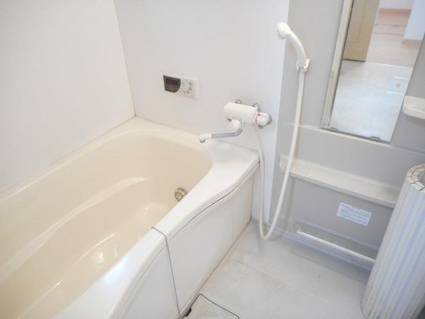 バス・シャワールーム　追い焚き可！