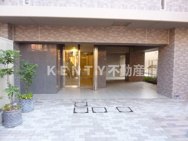 エントランス　清潔なエントランスです