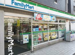 コンビニ　ファミリーマート 綾瀬二丁目店（コンビニ）まで199m