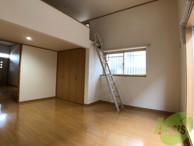 居室・リビング　１１帖のお部屋です。とても広々しています。