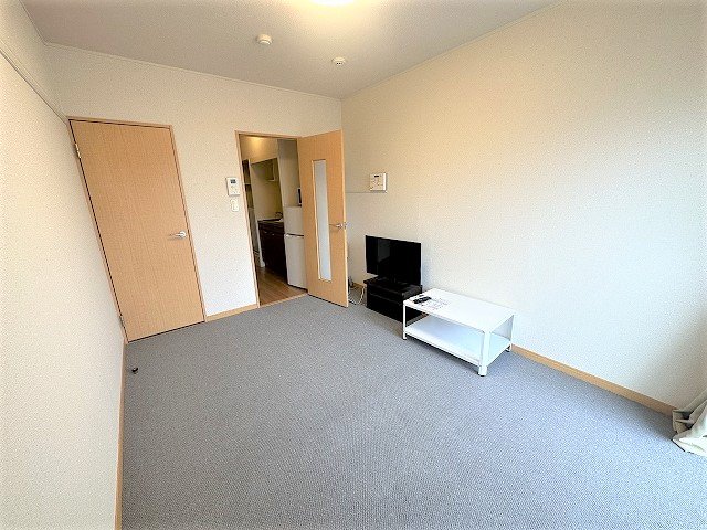 居室・リビング　3階タイプのお部屋です。