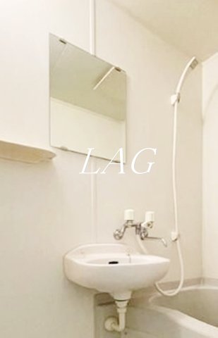 洗面設備　洗面台です。
