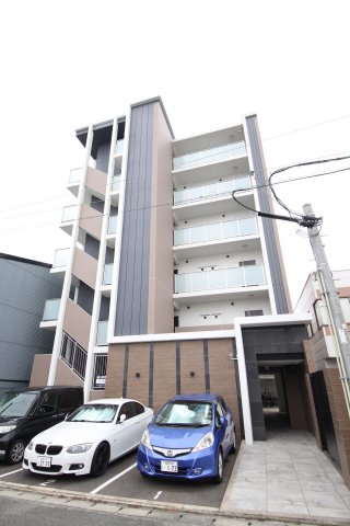 建物外観　外観は落ち着いています