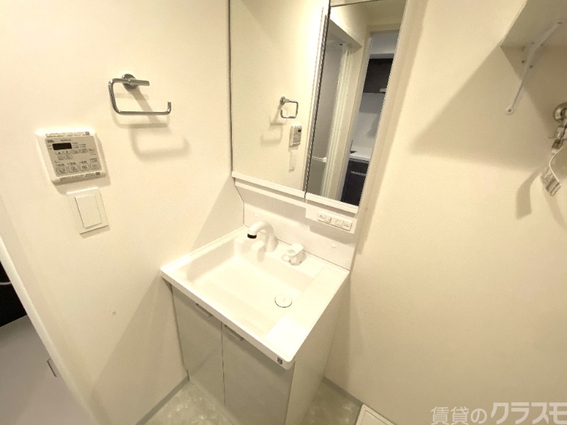 洗面設備　朝の支度はここで！