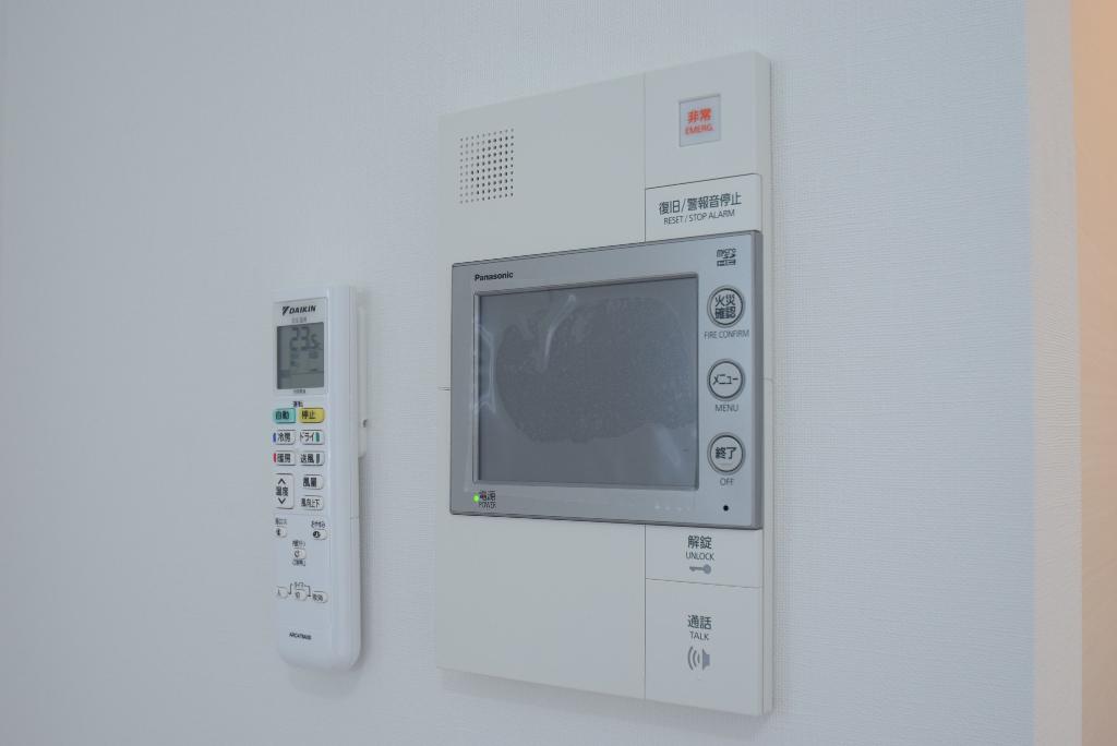 セキュリティ　カメラ付インターホン