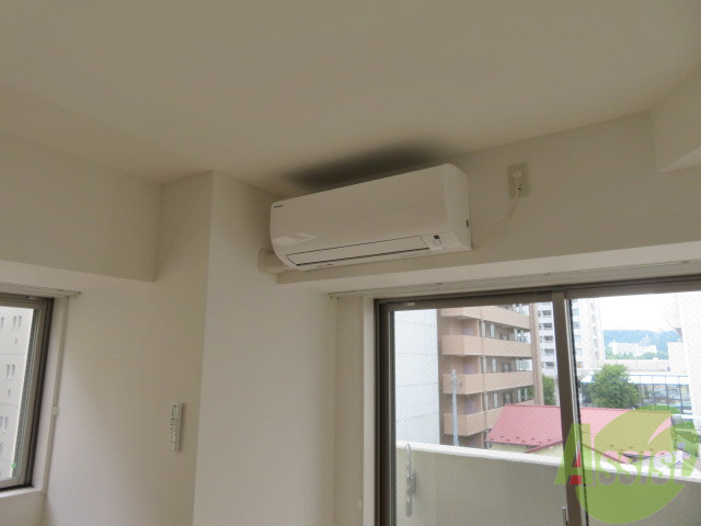 その他設備　エアコンがあれば暑い日が続いても快適に過ごせますね。