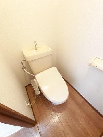 トイレ　コンパクトで使いやすいトイレです